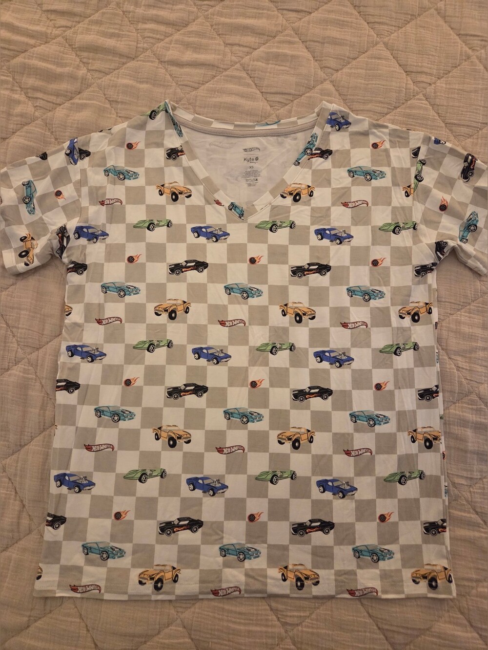 Kyte Baby Hot Wheels Fast and Fierce Relaxed Fit V-Neck Women's Tee Shirt
